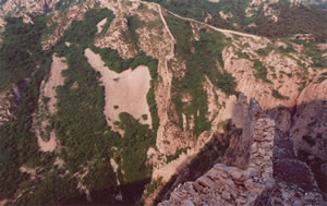 三道關(guān)長城倒掛