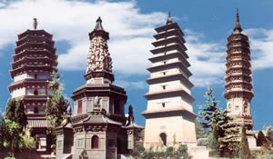 古剎塔群聳正定