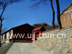 ��ƽ�P��ɽ�Ӣ�r(n��ng)��Ժ