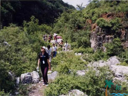 �Ծ����A���r(n��ng)��Ժ