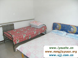 ���V�~(y��)һ�l�����(l��i)�����񸻿͘�(l��)��