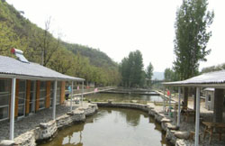 ��ȻϪ��ˮ���r(n��ng)��