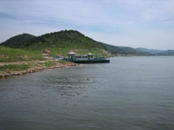 �𺣺�ɽ���˼���f