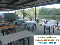 ����ˮ��С���r(n��ng)��Ժ