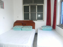 ʮ�ɖ|����ɽ֮���r(n��ng)��Ժ