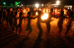 Ұ���º���ɽ�f