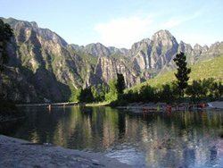 Ұ���º���ɽ�f